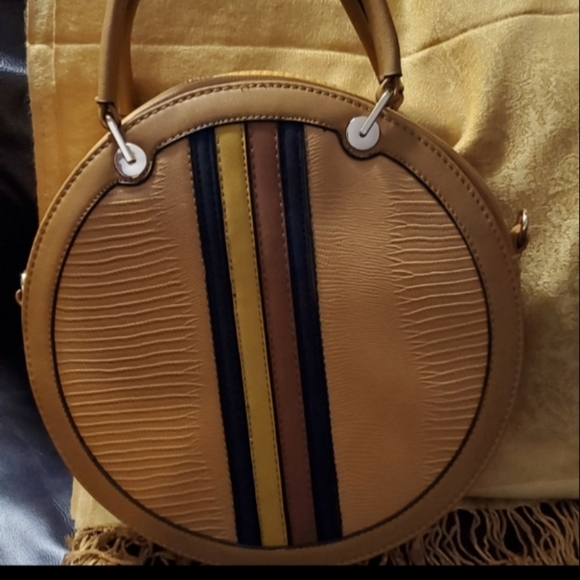 Trendy circle bag - Picture 2 of 2